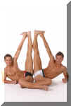 twins041.jpg (60521 octets)
