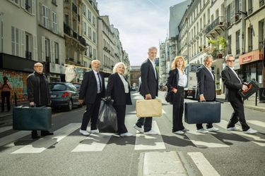 L'equipe du Splendid: Chritian CLavier, Michel Blanc, Josyane Balasko, Maris-Anne Chazel, Gerard JUgnot et Bruno Moynot pose sur la scene du hteatre du Splendid. Paris, FRANCE-13/04/2024