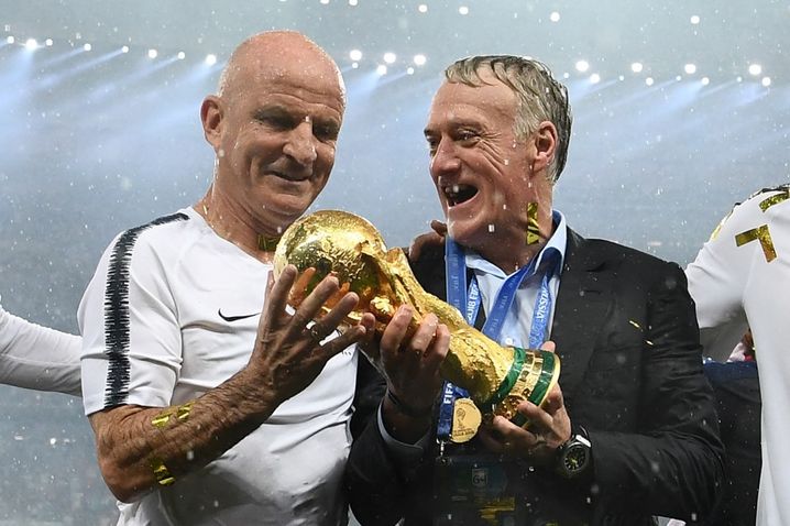 Dansons sous la pluie.